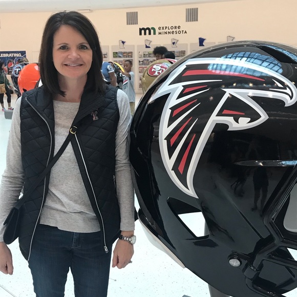 Meet your Posher, Tina - Picture 1 of 1